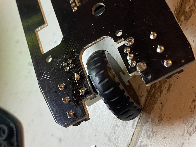 The solder before desoldering the switch