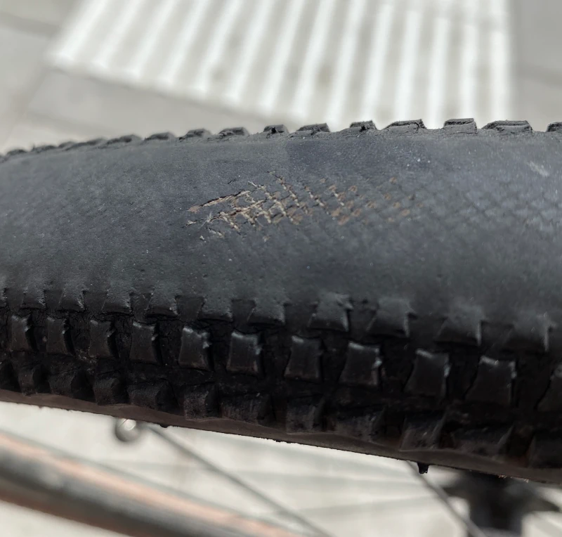 The rear tire showing the underlying kevlar